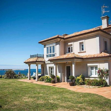 Вилла Chalet Pareado Con Jardin En 1ª Linea De Mar Burela Экстерьер фото