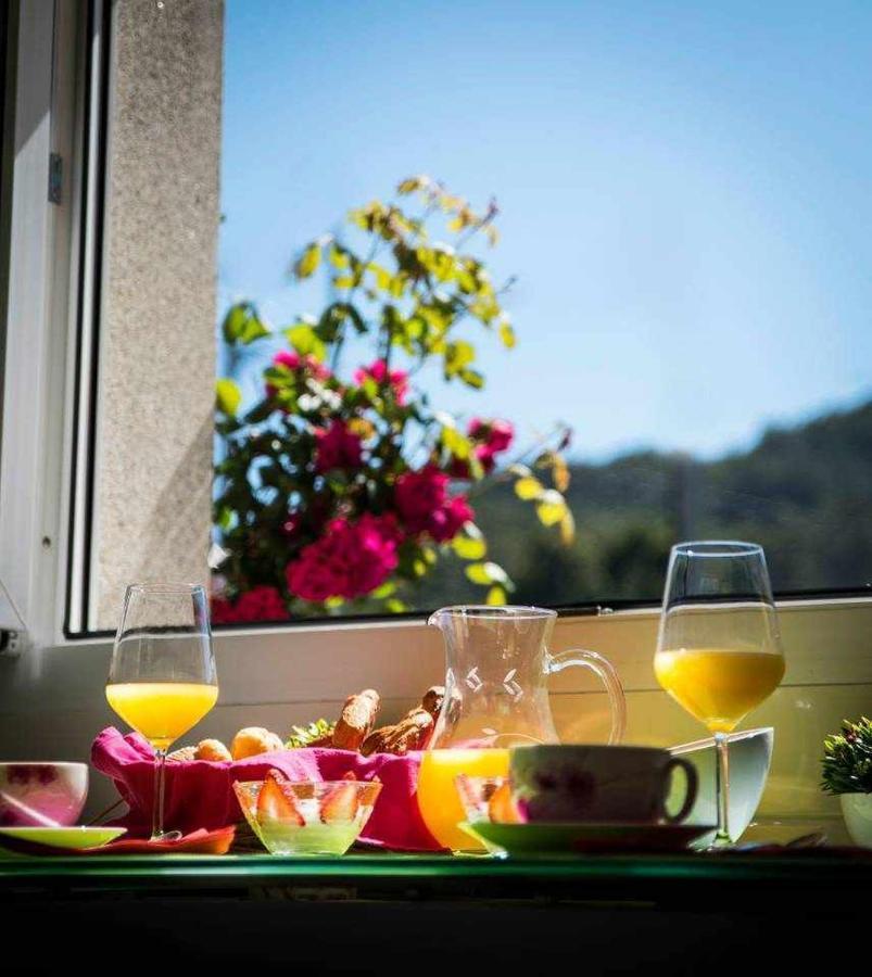 Вилла Chalet Pareado Con Jardin En 1ª Linea De Mar Burela Экстерьер фото