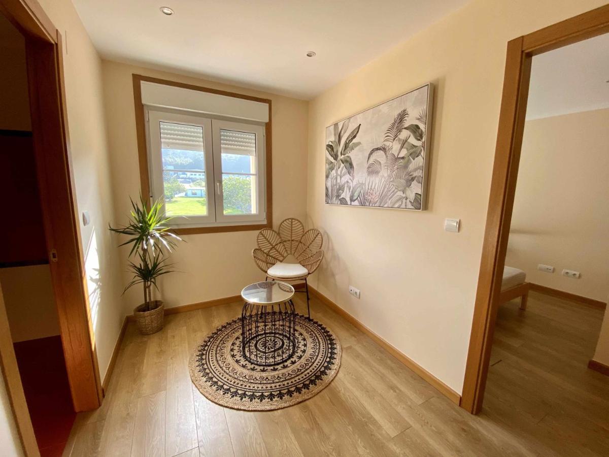 Вилла Chalet Pareado Con Jardin En 1ª Linea De Mar Burela Экстерьер фото