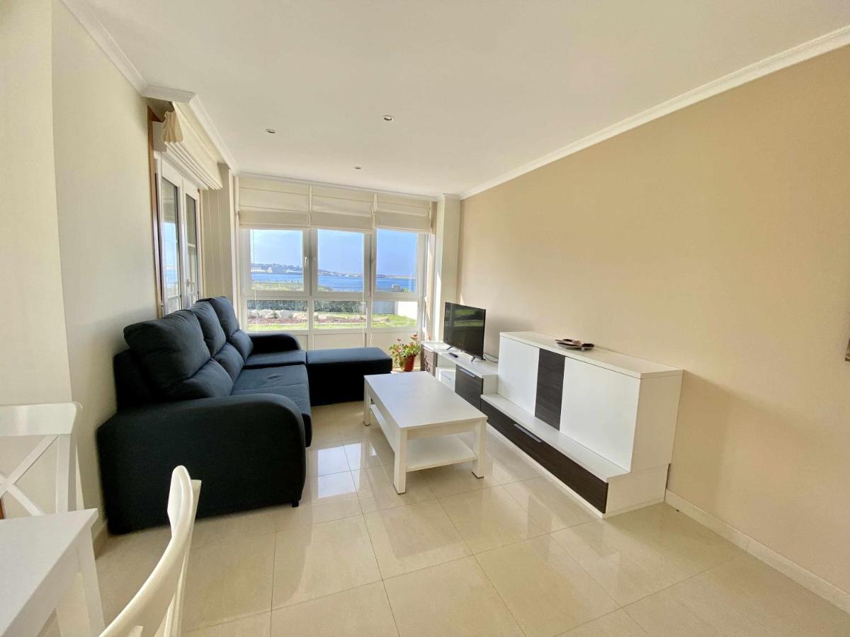 Вилла Chalet Pareado Con Jardin En 1ª Linea De Mar Burela Экстерьер фото