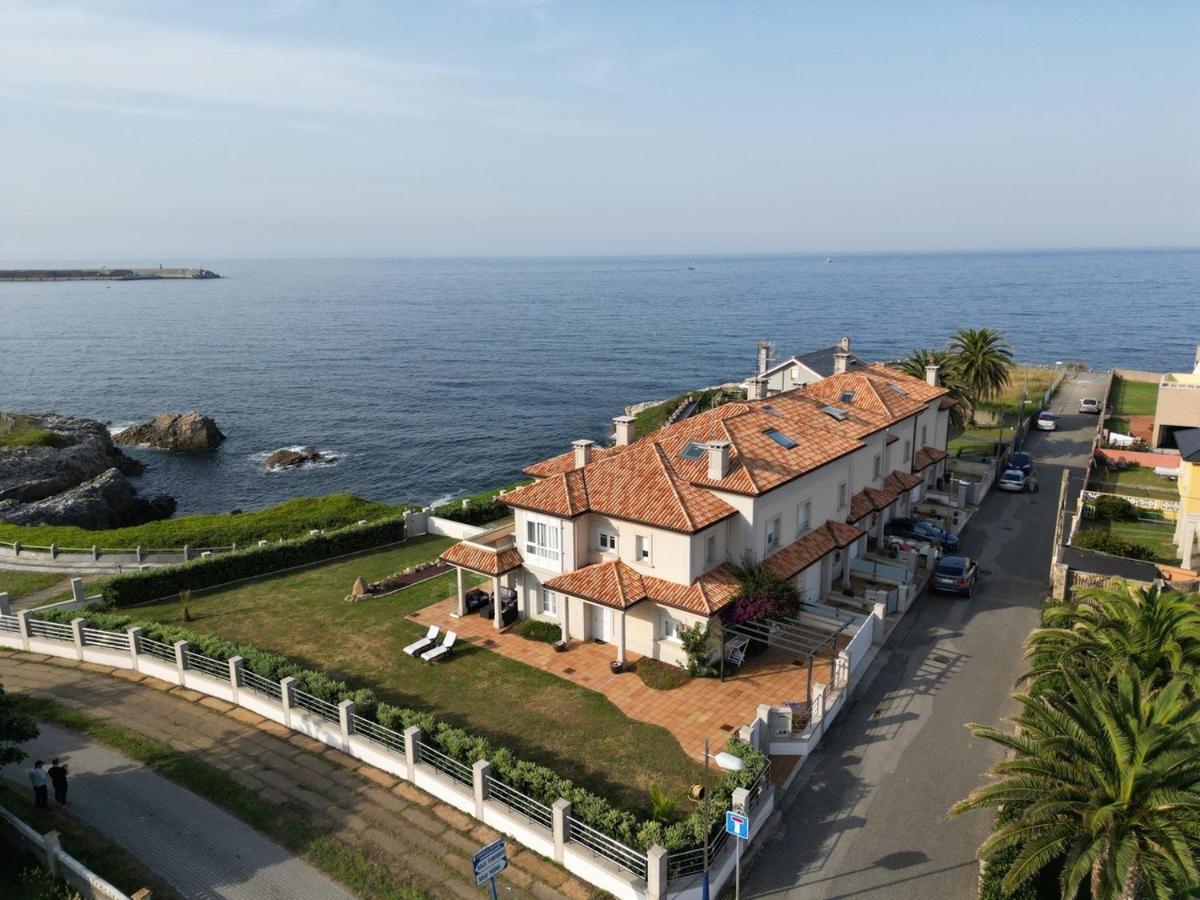Вилла Chalet Pareado Con Jardin En 1ª Linea De Mar Burela Экстерьер фото