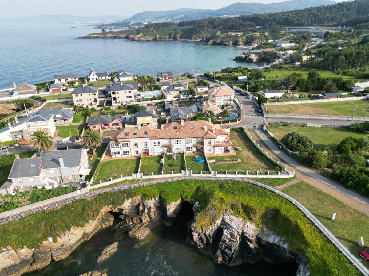 Вилла Chalet Pareado Con Jardin En 1ª Linea De Mar Burela Экстерьер фото
